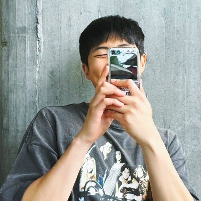 ShuggarKane's profile picture. r a p  l i n e  b t c h  | 아포방포 | ⟭⟬E ARE ⟬⟭ACK • 22 10 28 •