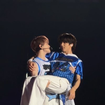 chenjwiT_T's profile picture. 📝.. 천지 작가 → @chenjilab (semi-ia due to uni)