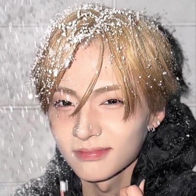 Little_11am's profile picture. #周震南💙 #翟潇闻🐧| #马嘉祺 🐴|#苏新皓🚦|#朱志鑫🧀 | #RICKY🌹 | #邵子恒🐺 | #唐奥玛🦖 #申义晟🐶 |#成毅 🥝 | #杨洋 🐑 |  #陈哲远🪙 |#张凌赫🐮 |#陈飞宇🐟| #ThomasKong🦊🍓 |  #ALD1 |✨˖⋆🌼﹆