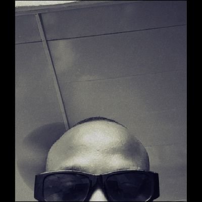 EbukaOnovo2's profile picture. Graphics designer, brand designer, Master of ceremony, and the head of all socials 👌🔥