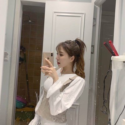 linell81908's profile picture. よろしくね！(｡•̀ᴗ-)✧フォローお願いします！DMでたくさんお話ししましょう！😄😜独身で、彼氏募集中です(´∀｀)♡ お疲れ様～（＾з＾）✨