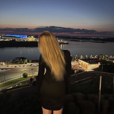 Sandrisha4's profile picture. To live is the rarest thing in the world.