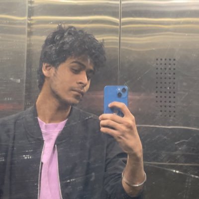 pranavcodes's profile picture. Co Founder Techsolace | Building Products