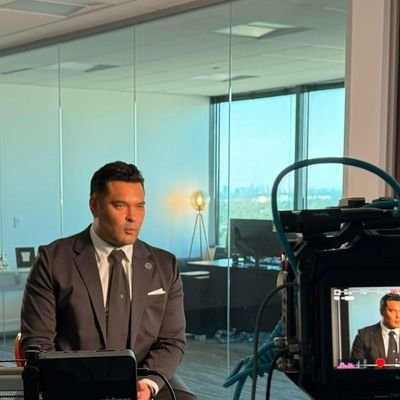 Ceomax_avery's profile picture. The most interesting Max in the world | CBDO & Principal @ DAGFamilyOffice I © Connector | GP | Kappa Alpha Order