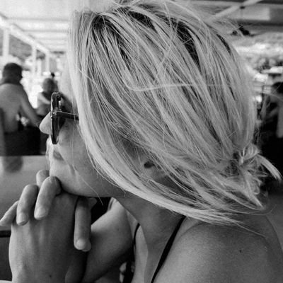 ana_jo5's profile picture. Zalutala sam ovde.