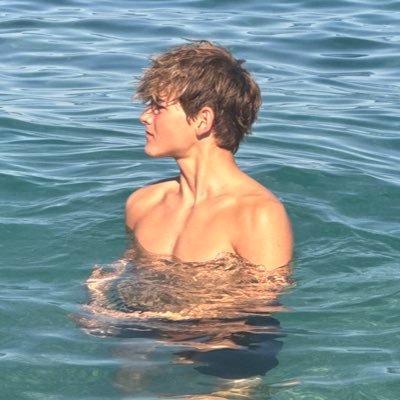 Fredvine28's profile picture. ⚡️Raise your vitality. Shift your reality @transcendence_u ⚡️