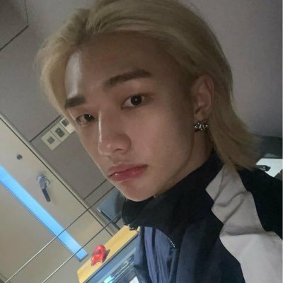 samprtctr's profile picture. she/her