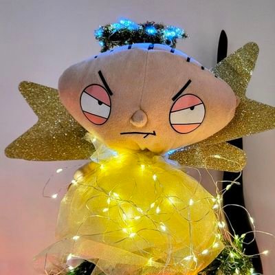 kimwall66's profile picture. Recovering wedding planner.  I like crows. I like some people. Don't vote for the CPC.