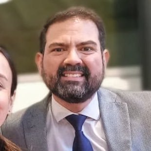 e_velazquez84's profile picture. 