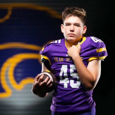 willminard2029's profile picture. LB | C/O 2029 | 5'11 180 | GPA: 4.14 | Blue Springs HS | NCAA ID: 2512783073 | Ph: 816-815-0833 william.minard.2029@gmail.com