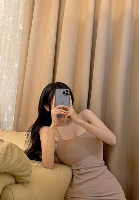 Mirella1019234's profile picture. 