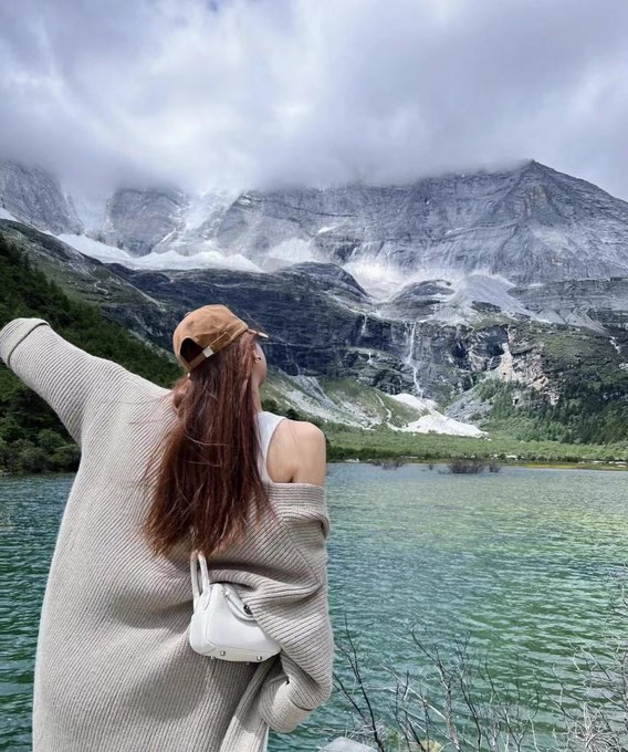 Ojo1444364's profile picture. 