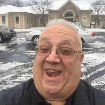 Johnroach184185's profile picture. 