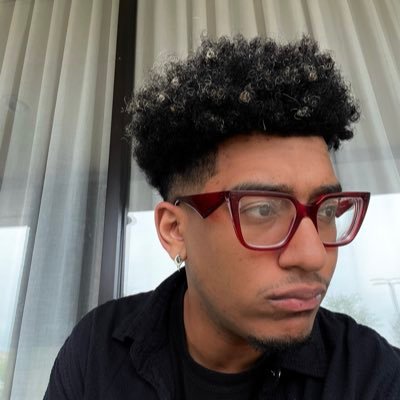 ripflexxico's profile picture. Hybrid A&R | Limewire Enthusiast @lilfyeonmyhip 🎧