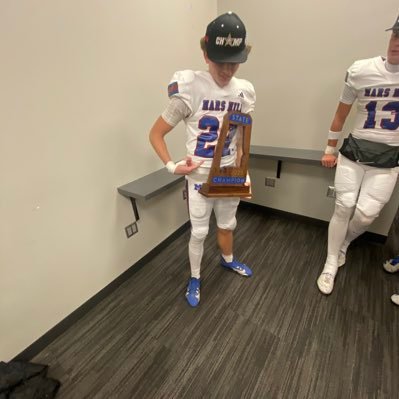 riggsdustin17's profile picture. OLB/WR c/o 28,6’0, 170} 4.58 40⏰ |MARS HILL BIBLE SCHOOL | 2 sport ATH| 📞 (256) 633-3652 {B2B State champs💍}