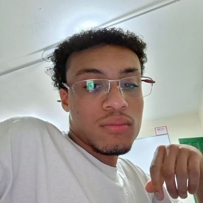 Bigozin_'s profile picture. Eu so uso para ver meme meus Youtubers favoritos também