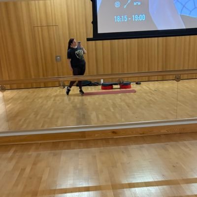 bubblewrap_bee's profile picture. I once got told I have the immune system of a Victorian child.