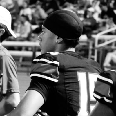 JierNewton's profile picture. Dallas, Tx 16 y.o. ATH Football @HeathHawksFb || GPA 4.5 | 📞 913-579-9469 | 6’2 185 email: jierdemond@yahoo.com | 40- 4.48