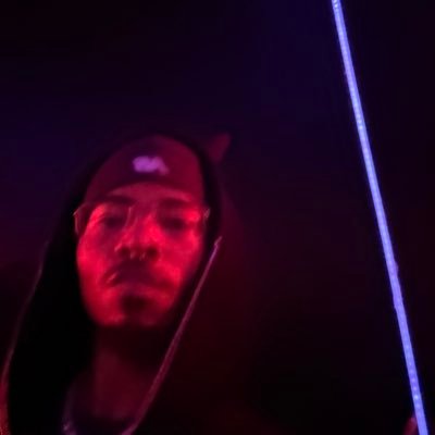 nickicartier_'s profile picture. hoe, is you cool?!