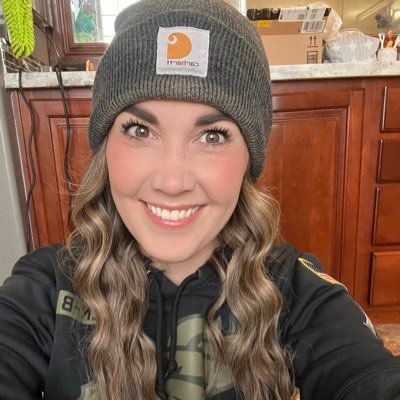 benacosmiley's profile picture. 36 years young, obsessed with the Denver Broncos 🏈,RDH, Christian, married to the man of my dreams 8•18•18💍,love my babies  👦🏻👶🏻