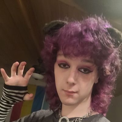 T_Cosmos_of's profile picture. Tad
21 yr old nonbinary 
18+ account
HRT Oct 10, 2024!