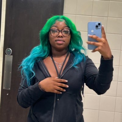 MoufGodLaysiah's profile picture. Your favorite headache & your worst financial decision. FinDom brat — I take, you beg. Obey or overpay. 💋