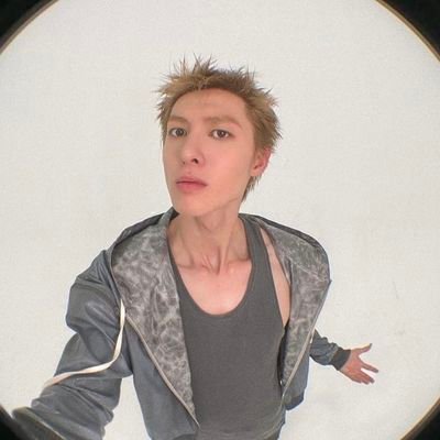 JIRAVVIT's profile picture. 