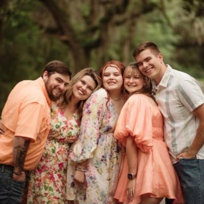 CowartMiley's profile picture. I’m a $273 mega million lottery winner…I am blessed and I’ll be giving out $5,000 to my lucky followers 💯❤️ Grateful & blessed 🙏🏻