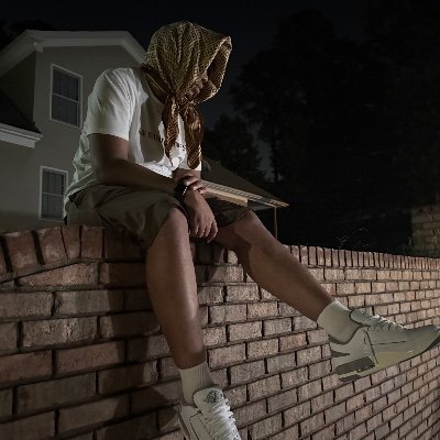 Ig: dayydayy_duhhh 244H2OWDT  😏😎 Brooklyn Rapper /Artist🔥🎤 LLSLATT ❤️
