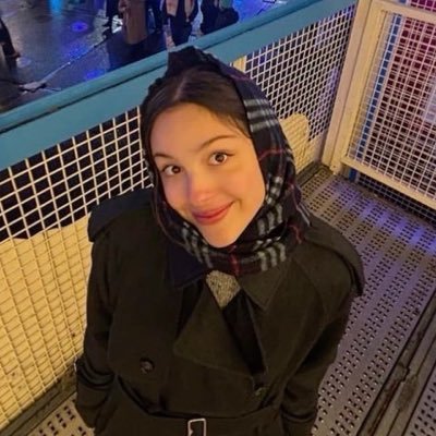 danielayummy's profile picture. @l8stangel & @l0vbombs (spilled)