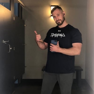 Coldwar_eth's profile picture. @CyberKongz Moderator - Dad | TB , degen for NFTs