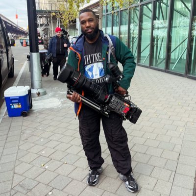 OyeBertt's profile picture. “The best way of winning is without fighting” 🎞🎬