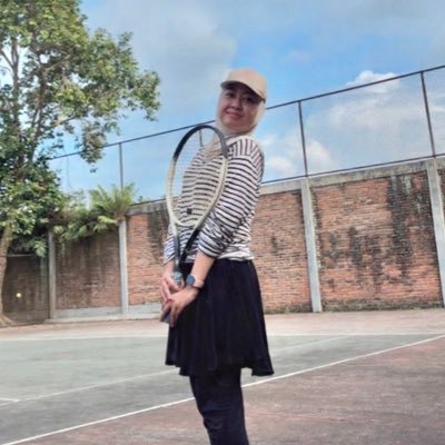 prileyy's profile picture. Soft (baby) girl with a chaotic schedule 👑 | Jastip from around the world — pretty prices, prettier vibes 🌎