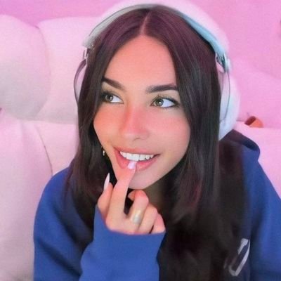 TuvanaViper's profile picture. ♀️She - Her

💍 @TuvanaV1per