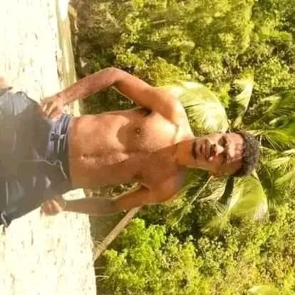 Manny7525085592's profile picture. 