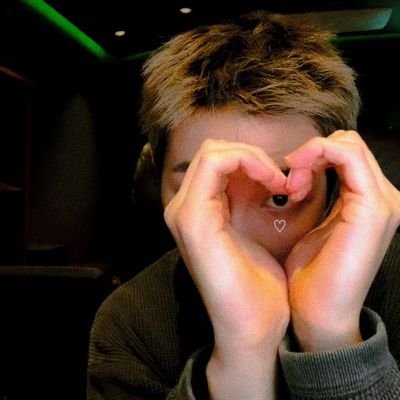 telephatyarmy's profile picture. 。°。°。°。°。° 。°。°  °。°。°。°。°。°。
ESTA CUENTA AMA A BANGTAN　　
⋆ ˚｡⋆୨୧˚𝐨𝐧𝐥𝐲 𝐚𝐫𝐦𝐲˚୨୧⋆｡˚ ⋆
✬ ARMY 🇲🇽 ✬ 💜ᗷTS⟭⟬💜
@bts.bighitofficial