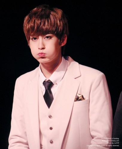 Block B 재효님 팬봇입니다!