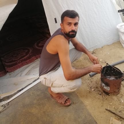 Mahmoud17326930's profile picture. I am a young man from Gaza, the sole provider for my family of nine. I lost my home and my source of income, and now I live in a cramped tent. 🙏💔🇵🇸🍉