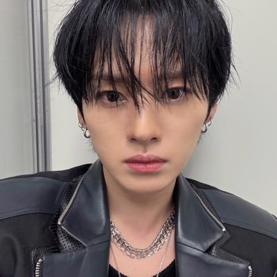 mimospudding's profile picture. 🛸୭ ˚. 𝓁𝑒𝓉'𝓈 𝓇𝓊𝓃, 𝑔𝑜 𝒶𝓃𝓎𝓌𝒽𝑒𝓇𝑒 𝓉𝒽𝒶𝓉 𝒾𝓈𝓃'𝓉 𝓈𝓊𝒻𝒻𝑜𝒸𝒶𝓉𝒾𝓃𝑔, 𝓇𝓊𝓃 𖤐★₊˚﹟🪐