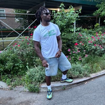 nolimitbash's profile picture. life mocks arts