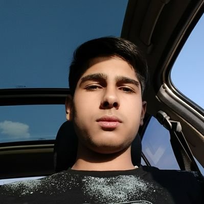 Rezaiida68702R's profile picture. 🔺لا تَخَف و لا تَحزَن اِنا مُنَجوک‌‌‌‌‌ 
نترس، نگران نباش آخه من که نمیذارم اینجوری بمونه نجاتت میدم :)️ 🔺
عاشق طبیعت گردی