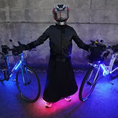 Misster_Daichan's profile picture. 人です。高校生。（デザイナー、モデラー見習い）
チラシ、広告、ご自身の立ち絵を使ったパロディ（ゼクシィの表紙など）を授業中に作ります。
自転車とかスカートとか電飾で光らしてます。
これから色々活動しますのでよろしゅうに(よければインスタもドゾ)　　　
夢は世界征服