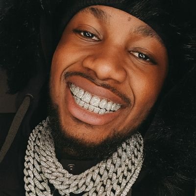 SlimJonesMJ's profile picture. Music
Comedy 
Viral Relatable Posts