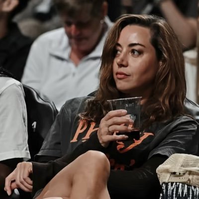 gagasharlequin's profile picture. 25, she/ her, nyc