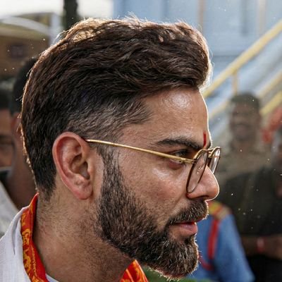 ch_iku_18's profile picture. Someone's dream is the life you call “boring.” ❤️
Let's dive deep down into the ocean of my thoughts and dreams. 🥀

Follow to know more about me. 💟