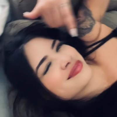 _marixtela's profile picture. hiperativa, corinthiana, mãe, canceriana, tóxica e estranha 🤠