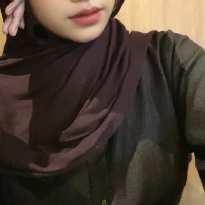 zcimi's profile picture. a little one who knew nothing. suddenly, already in the seventh semester.