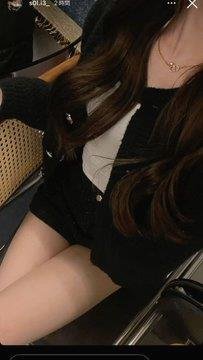 ClaireA42195208's profile picture. 40代独身のおばさんです。おばさんとしてみたいって方いませんか？