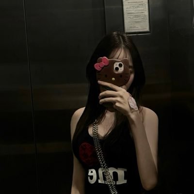 chachaqtee's profile picture. 