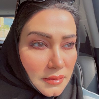 BassmhYamani's profile picture. ام لثلاث أبناء رائعين،،، دراستي في العلوم الاجتماعية بجامعة الملك عبد العزيز ،،، اعشق الحياة بكل تفاصيلها ،،،،، 🇸🇦